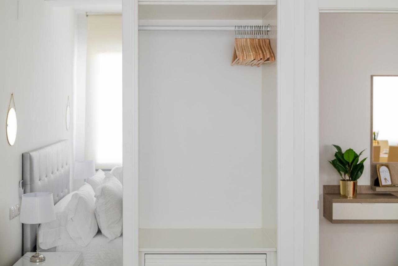 Sweet Dreams Apartment Near Puerta Del Sol Madrid Bagian luar foto
